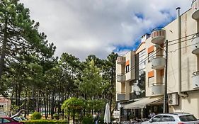 Beach, Surf And Golf Apartment Near Lisbon